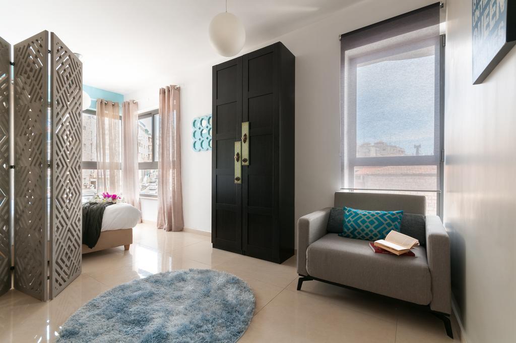 Sweet Inn Apartments - Nisim Bachar Street Jerusalem Room photo